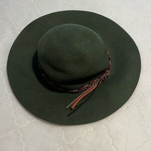 Green hat